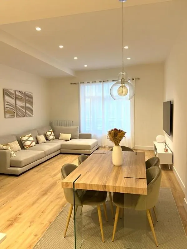 Colon Apartment -Zurriola Beach San Sebastian